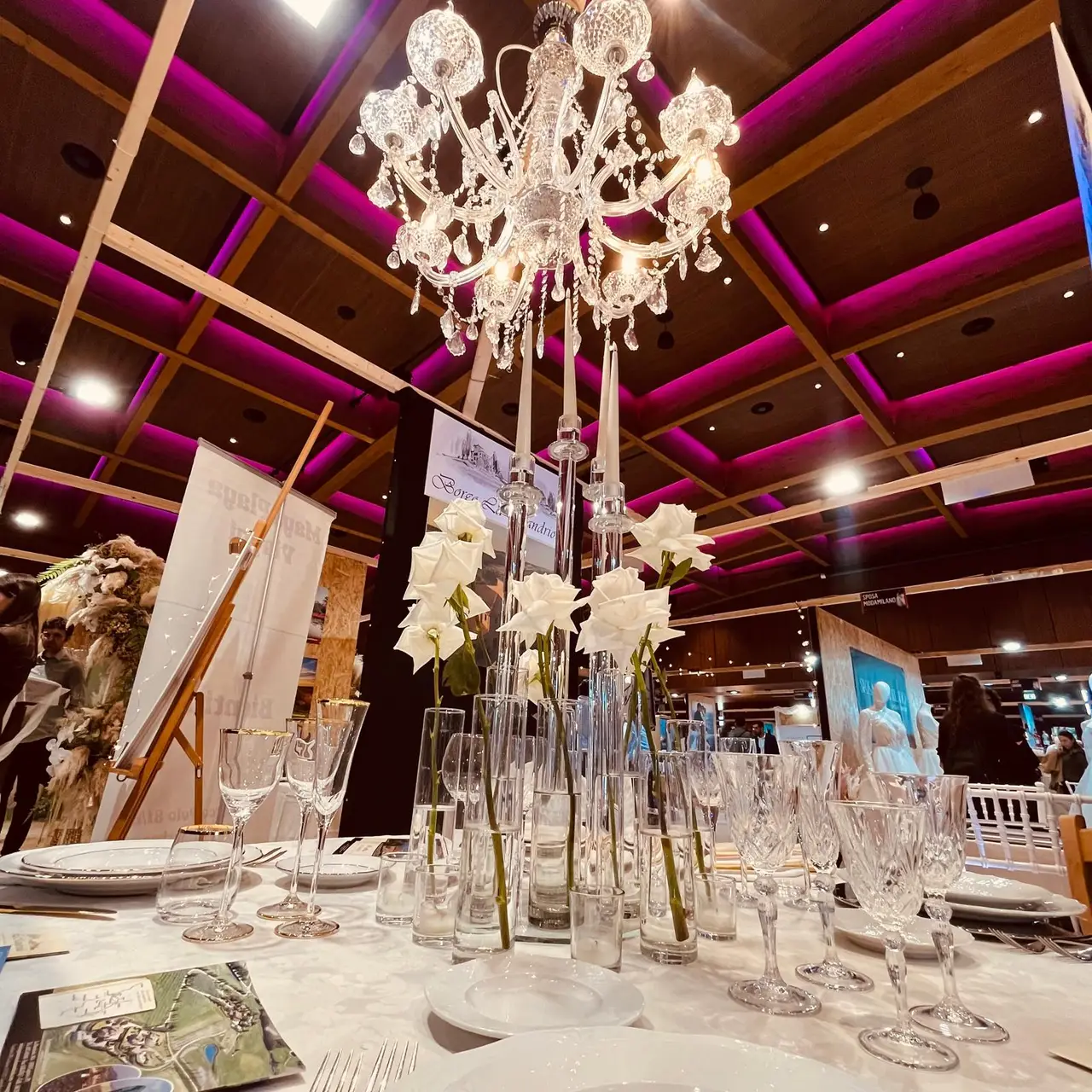 Matrimonio in Langa — atmosfera nelle fiere del circuito